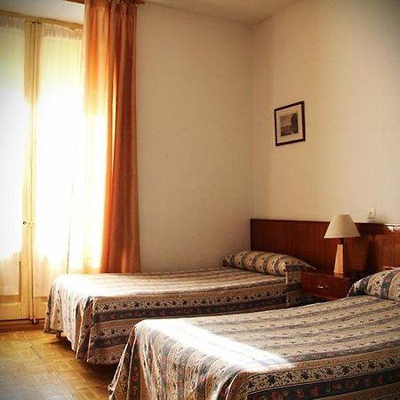 Pension Central Cuenca  Ruang foto